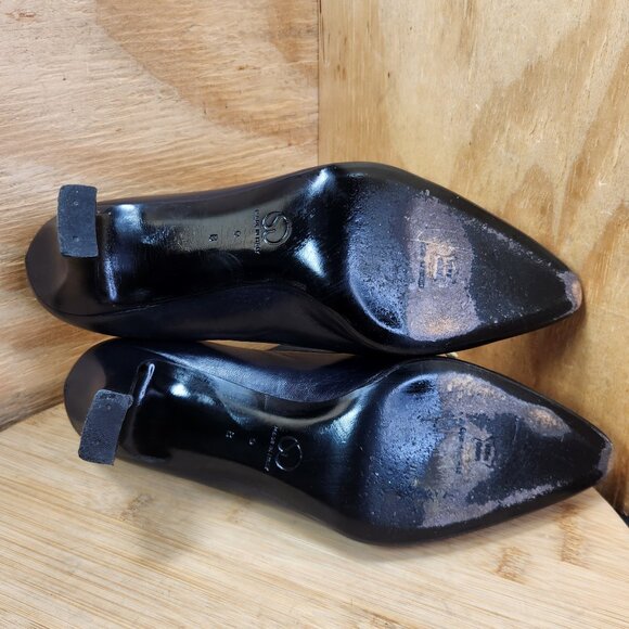 St. John Leather High Heel Pointed Toe Pumps Size 9 B - Picture 9 of 10